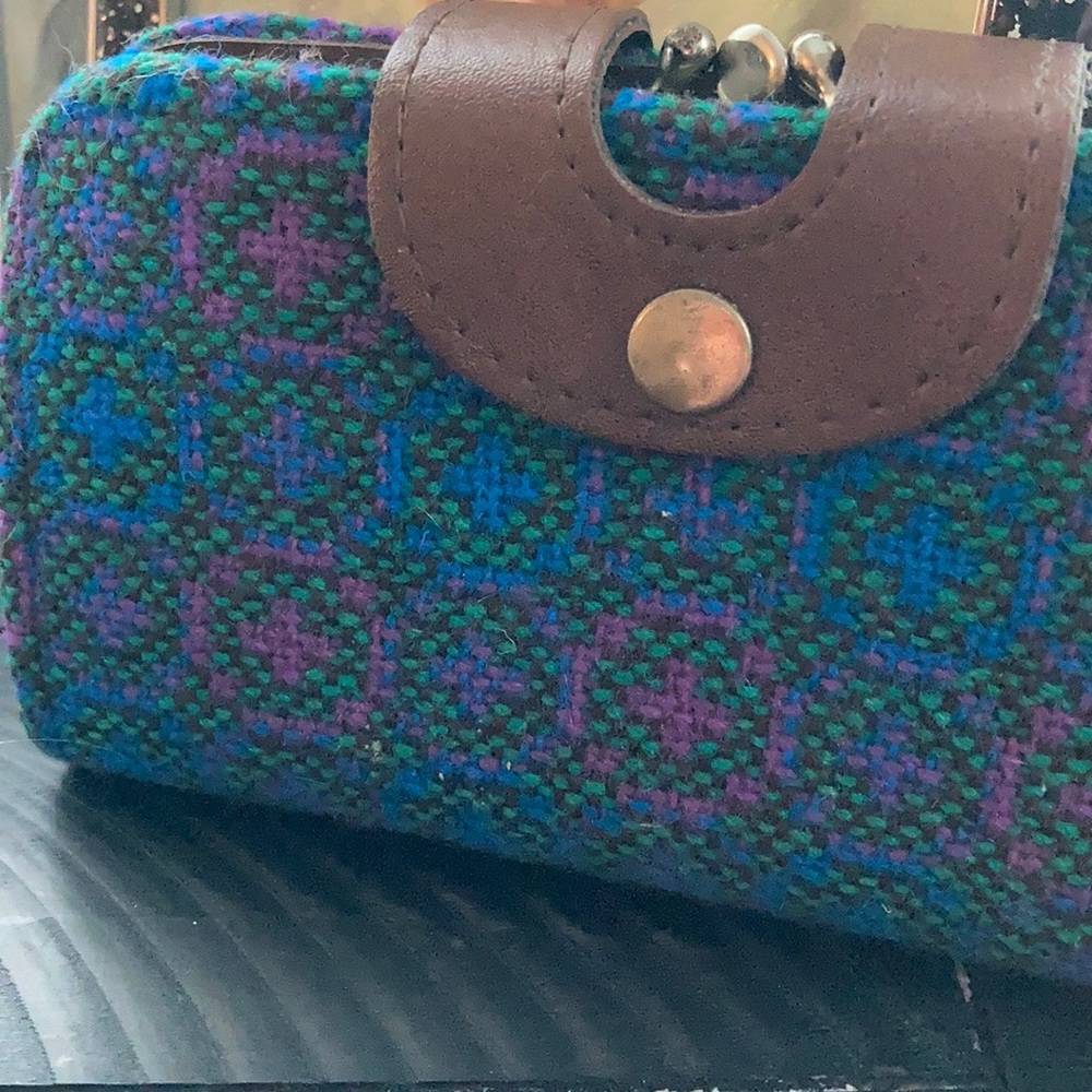 Adorable vintage wallet with key chain wallet - Picture 5 of 10
